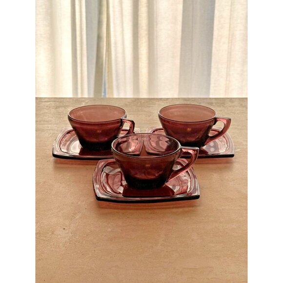 Hazel Atlas Moroccan Amethyst Purple Glass Cup & Square Saucer Set - Picture 3 of 14